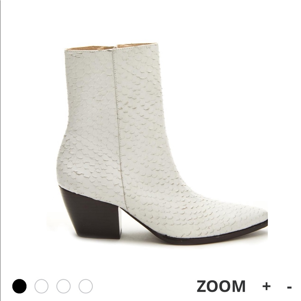 Matisse Caty boot- size 10 white